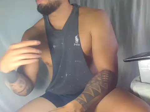 sebasx412 online show from December 1, 9:20 pm