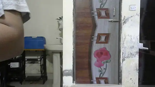 Snapshot of Bengalisexygirl chatting on June 22, 4:53 am Bengalisexygirl online show from June 22, 4:53 am
