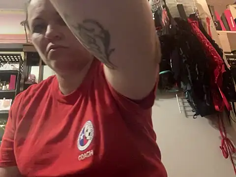 Snapshot of spunlikecottoncandy chatting on January 19, 2:04 am spunlikecottoncandy online show from January 19, 2:04 am