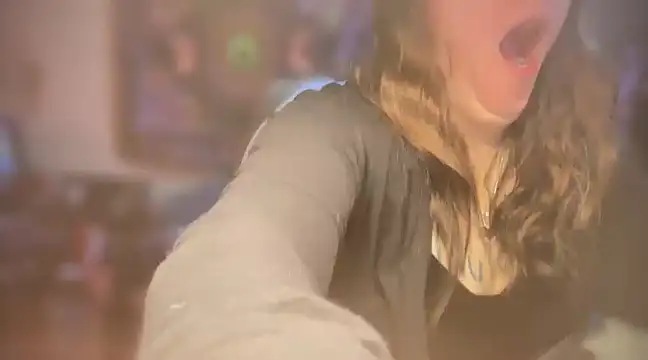 Snapshot of spunlikecottoncandy chatting on February 17, 2:04 pm spunlikecottoncandy online show from February 17, 2:04 pm