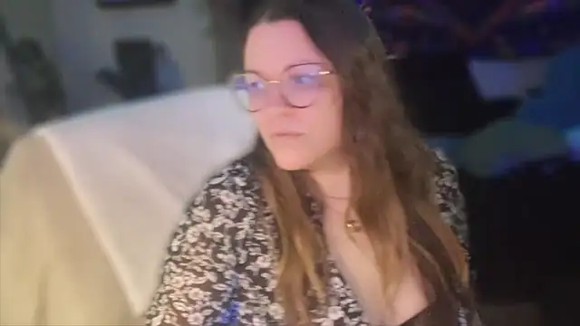 Snapshot of spunlikecottoncandy chatting on September 11, 8:53 pm spunlikecottoncandy online show from September 11, 8:53 pm