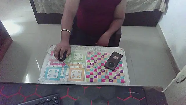 rentarob online show from May 22, 7:04 am