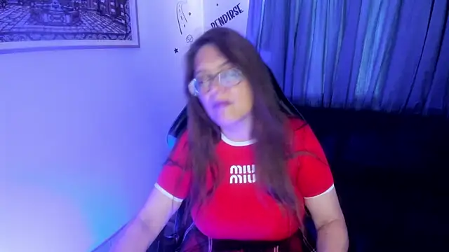 Snapshot of Ivette_Shaira chatting on June 13, 12:14 pm Ivette Shaira online show from June 13, 12:14 pm
