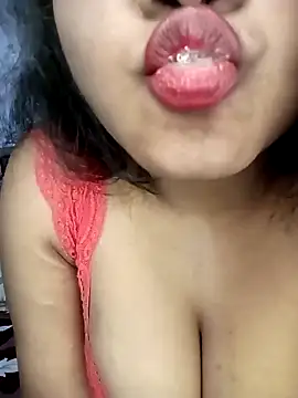 Hotlisa online show from February 18, 3:31 am