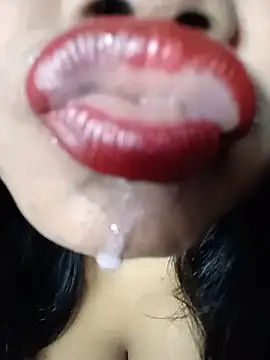 Snapshot of Hotlisa chatting on June 2, 4:53 pm Hotlisa online show from June 2, 4:53 pm