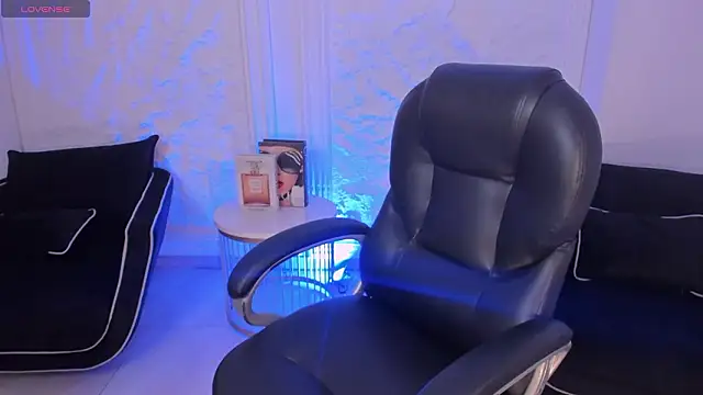 BiancaPierce online show from March 11, 11:38 am