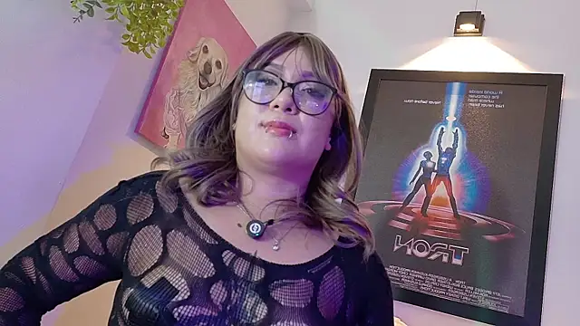 valkiria moore online show from July 10, 2:38 am