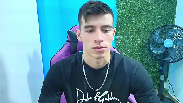 DEIBY BABY online show from February 3, 8:24 pm