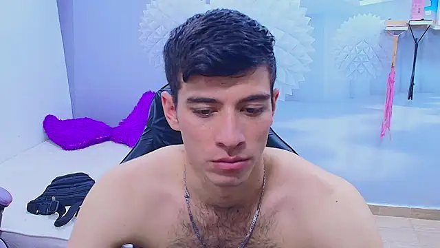 Snapshot of DEIBY_BABY chatting on August 2, 2:10 am DEIBY BABY online show from August 2, 2:10 am
