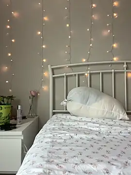 Snapshot of Natur4lBeautyb33 chatting on January 17, 9:17 pm Natur4lBeautyb33 online show from January 17, 9:17 pm