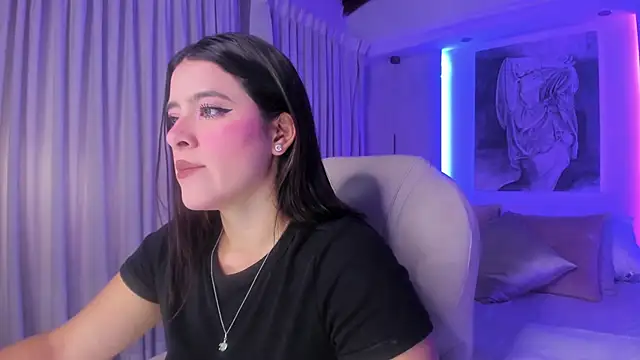 nathalie rivers online show from October 22, 11:21 am