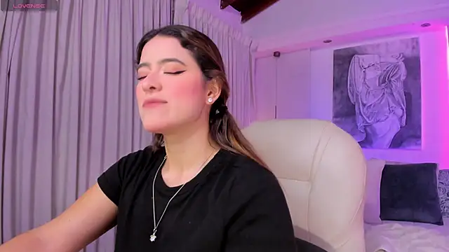 nathalie rivers online show from February 21, 11:22 am