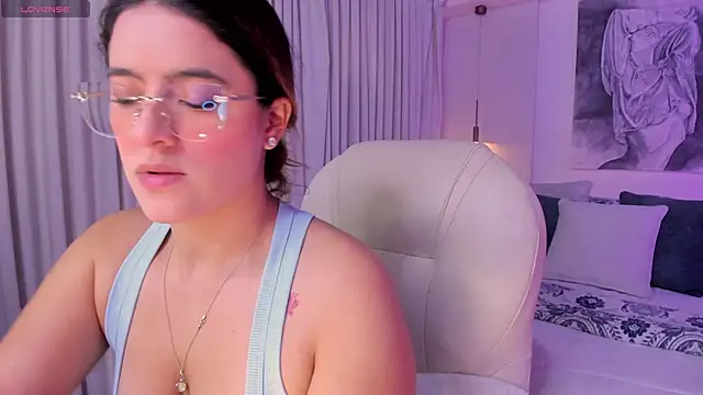 nathalie rivers online show from March 12, 11:27 am