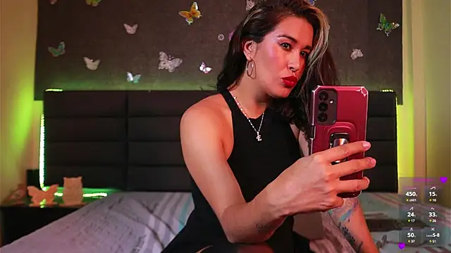 kathieandpovcock1 online show from January 25, 1:41 pm