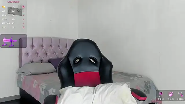 Snapshot of browch chatting on January 30, 4:37 am browch online show from January 30, 4:37 am