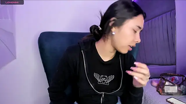 AmyOlimpo online show from January 30, 3:55 am