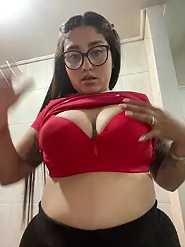 Snapshot of croftsmila chatting on May 4, 11:56 pm croftsmila online show from May 4, 11:56 pm