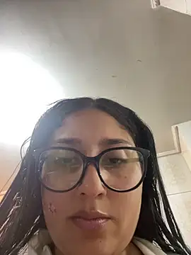 Snapshot of croftsmila chatting on June 13, 12:19 am croftsmila online show from June 13, 12:19 am