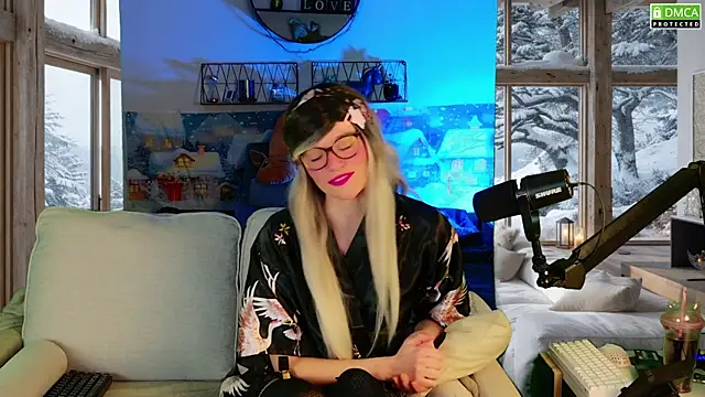 Kittychatte online show from January 18, 11:25 am