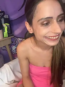 LaPetitechienne1 online show from January 11, 1:01 pm