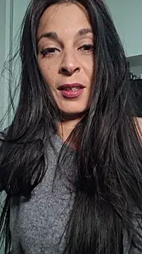 patatinahot87 online show from April 23, 2:52 pm