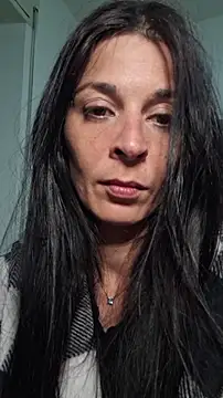 patatinahot87 online show from May 6, 7:19 pm