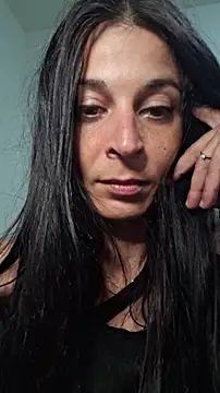 patatinahot87 online show from May 7, 4:34 pm