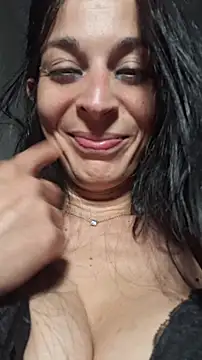 patatinahot87 online show from June 13, 4:38 pm