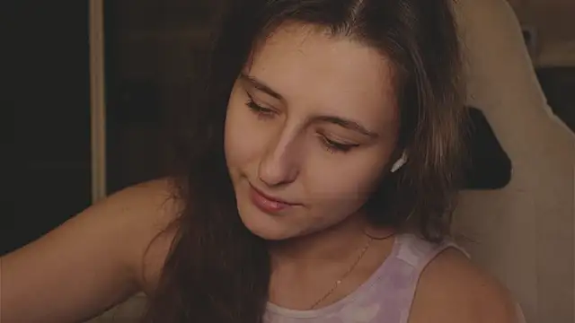 Snapshot of Chill_out_with_Salvia chatting on December 4, 4:05 pm Chill out with Salvia online show from December 4, 4:05 pm