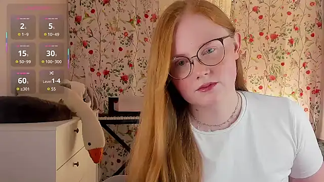 Snapshot of Olivia_Date chatting on June 21, 3:36 pm Olivia Date online show from June 21, 3:36 pm