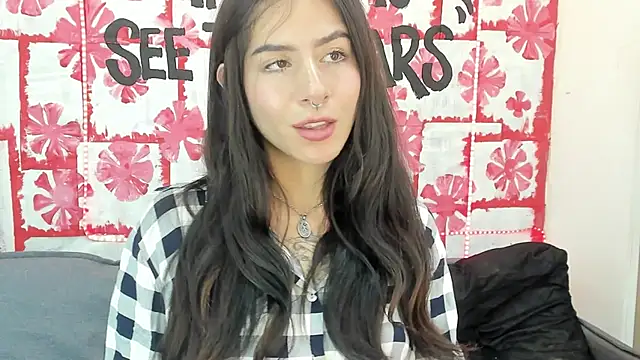 Mhelanny2 online show from March 7, 8:45 am