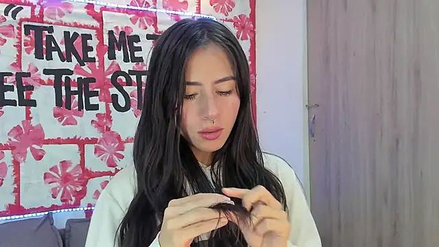 Mhelanny2 online show from March 14, 4:21 am