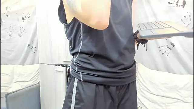 Mhelanny2 online show from October 25, 3:40 pm