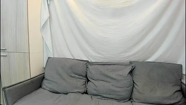 Mhelanny2 online show from January 17, 2:55 pm