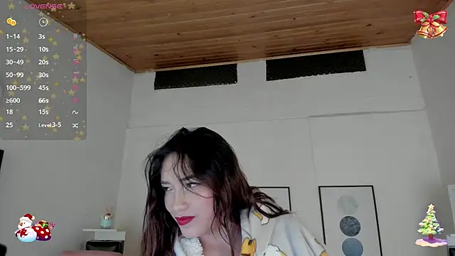 Snapshot of cristal__hot_1 chatting on December 3, 10:17 am cristal hot 1 online show from December 3, 10:17 am