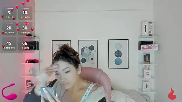 Snapshot of cristal__hot_1 chatting on January 31, 4:03 am cristal hot 1 online show from January 31, 4:03 am