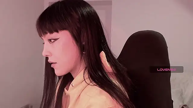 Snapshot of Persia_09 chatting on December 2, 12:19 am Persia 09 online show from December 2, 12:19 am