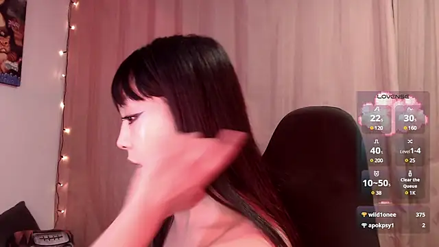 Snapshot of Persia_09 chatting on February 14, 7:33 pm Persia 09 online show from February 14, 7:33 pm