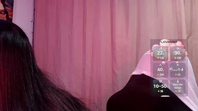 Snapshot of Persia_09 chatting on February 24, 2:19 am Persia 09 online show from February 24, 2:19 am