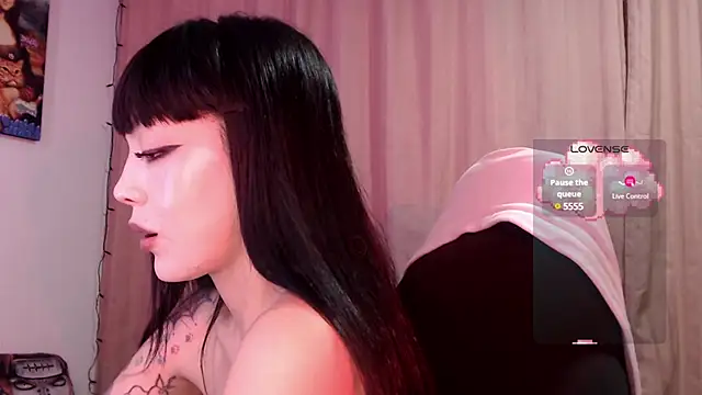 Snapshot of Persia_09 chatting on February 24, 8:47 pm Persia 09 online show from February 24, 8:47 pm