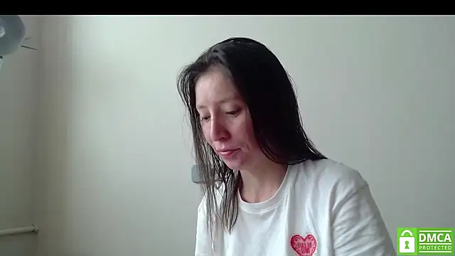 Snapshot of Sophi_Cute chatting on September 29, 5:56 am Sophi Cute online show from September 29, 5:56 am