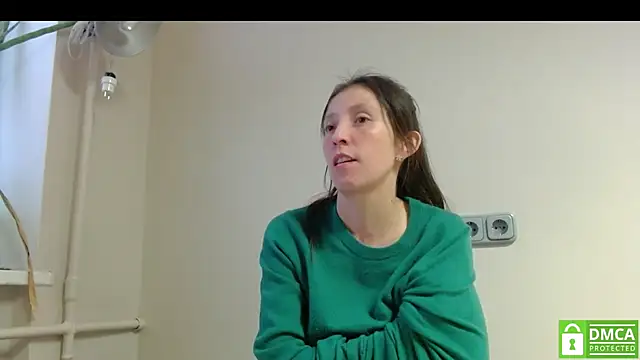 Snapshot of Sophi_Cute chatting on October 20, 3:01 pm Sophi Cute online show from October 20, 3:01 pm