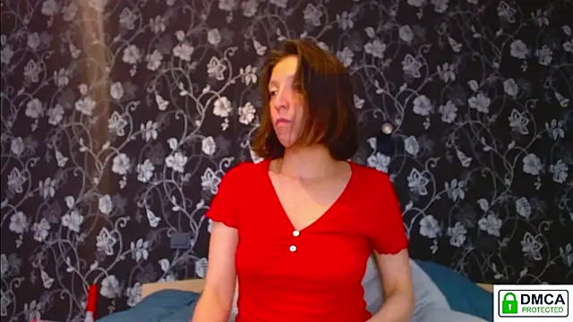 Sophi Cute online show from June 12, 1:32 pm