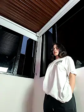 Sam Sara online show from March 5, 11:16 pm