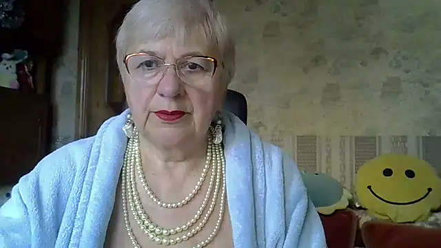 SweetCherry27 online show from April 26, 4:54 am