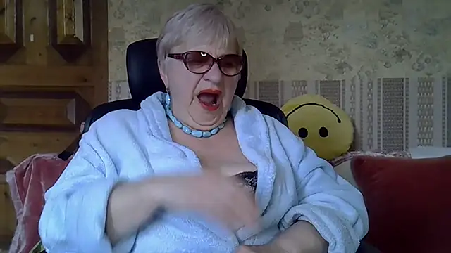 SweetCherry27 online show from May 1, 4:11 pm