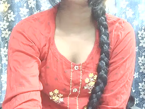 Supriya201 online show from May 6, 3:06 pm