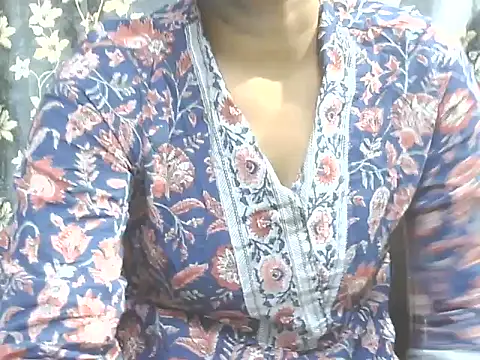 Supriya201 online show from May 26, 3:19 pm
