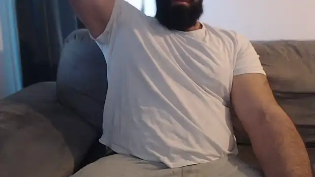 hugemachohandsome online show from December 4, 8:56 am