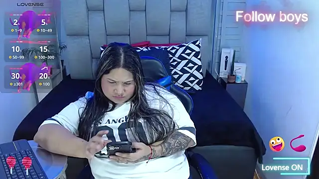 evelin zaens online show from December 15, 5:23 am